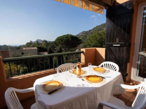Apartment Les Mas de Pramousquier-1 by Interhome